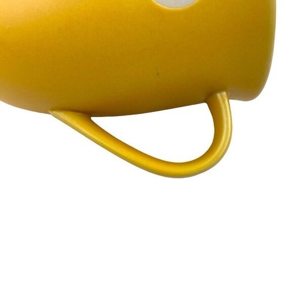 Disney Store Yellow Vintage 90s Creme Mickey Mouse Logo Mug - Picture 8 of 8